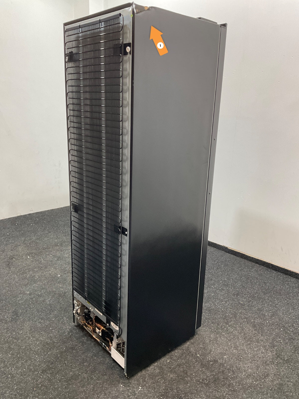Inventum vrieskast VR1850B - No Frost - Zwart