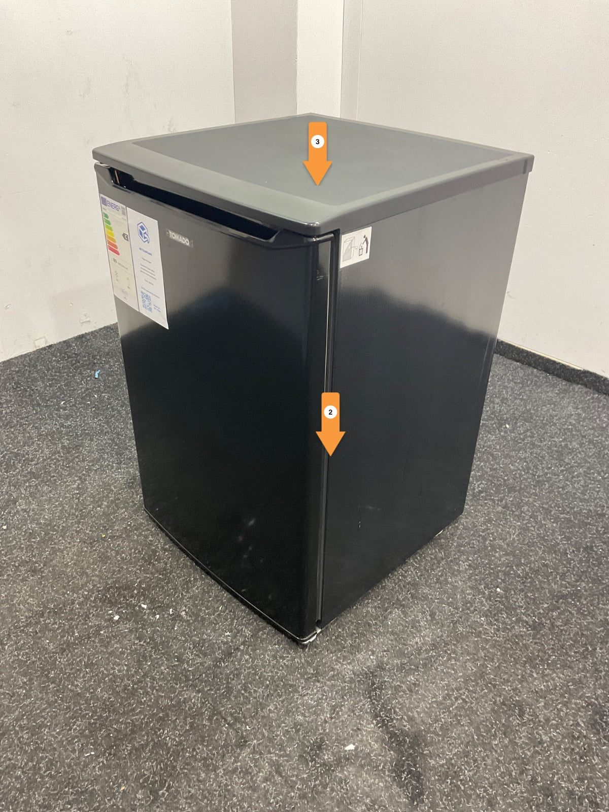 Tomado koelkast TRT5501B - Tafelmodel - Zwart