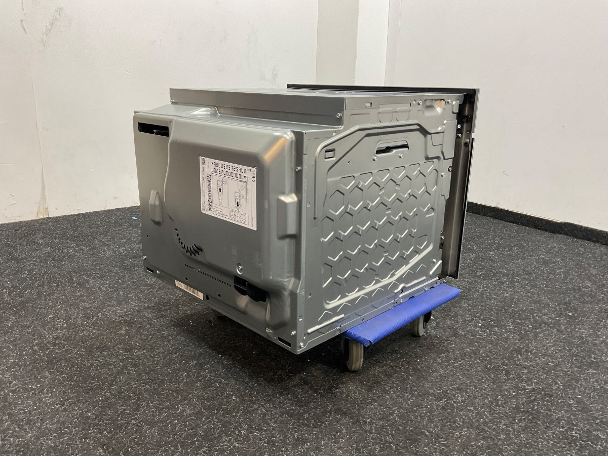 Bosch compacte inbouwoven CMG7241B2 - Serie 8 met magnetron