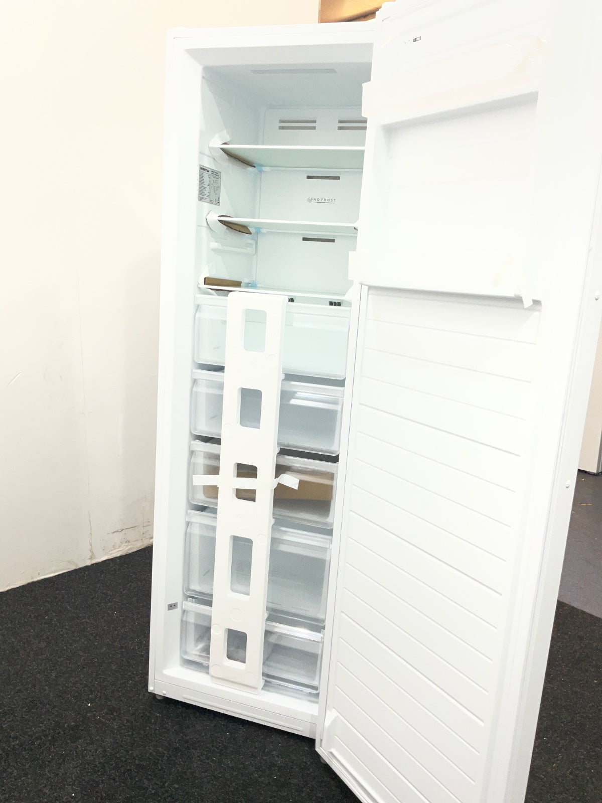 Inventum vrieskast VR1850W - Tot -15°C - Wit