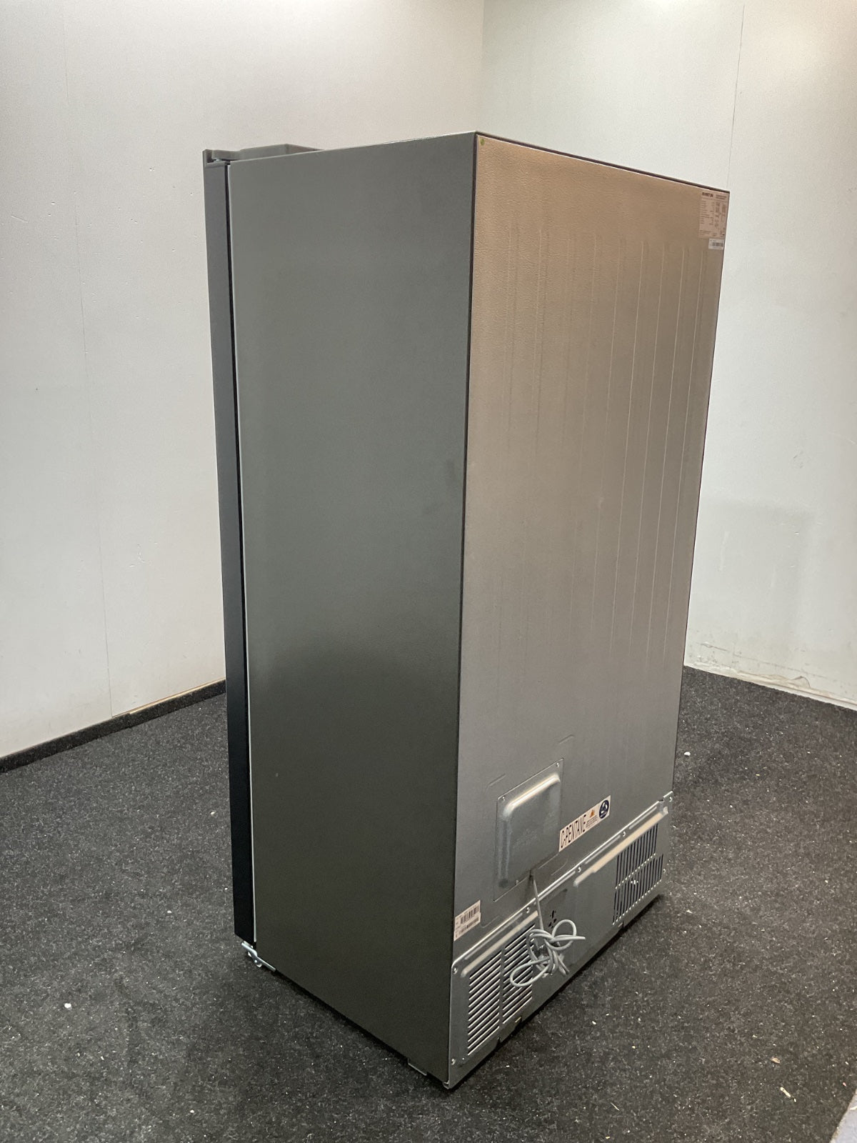 Inventum Amerikaanse koelkast SKV0180B - Zwart