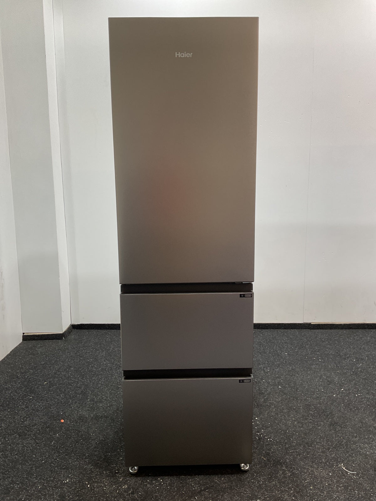 Haier koelkast HTR3518ENMX - Direct Access Lades - RVS