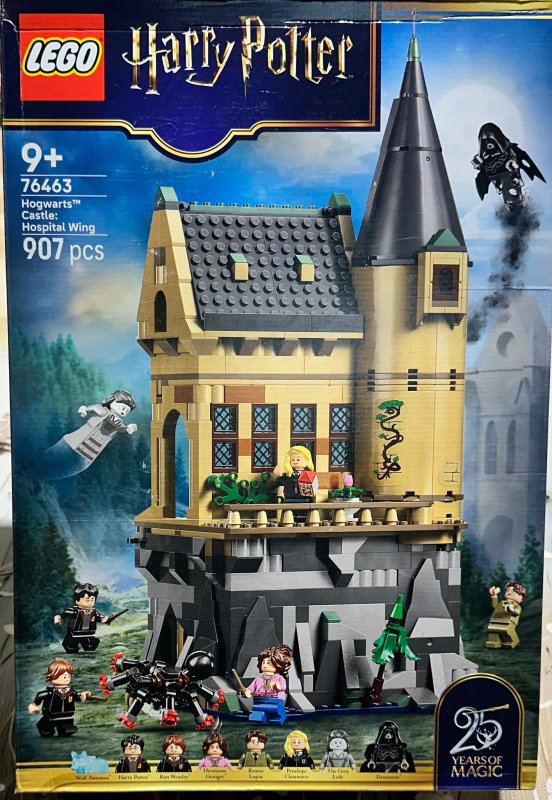 LEGO Harry Potter Kasteel Zweinstein: Ziekenzaal Bouwpakket voor Kinderen met 7 Minifiguren - 76463