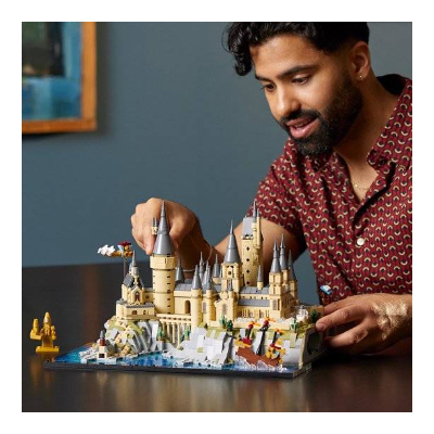 LEGO Harry Potter Kasteel Zweinstein en terrein- 76419