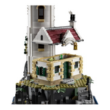 LEGO Ideas Gemotoriseerde vuurtoren met Lichtjes - 21335