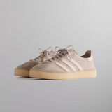 The 8th St Gazelle Indoor by Ronnie Fieg for adidas originals & Clarks Originals sneakers - Maat 40 2/3