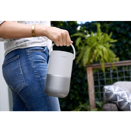 Bose (829393-2300) draagbare Smart Speaker met geïntegreerde Alexa stembesturing, zilver